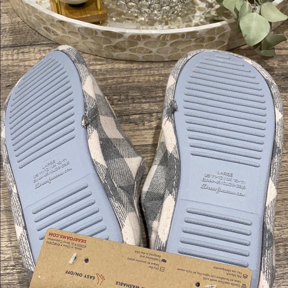 Dearfoams Men's Papa Bear Buffalo Check Slipper - Picture 9 of 9